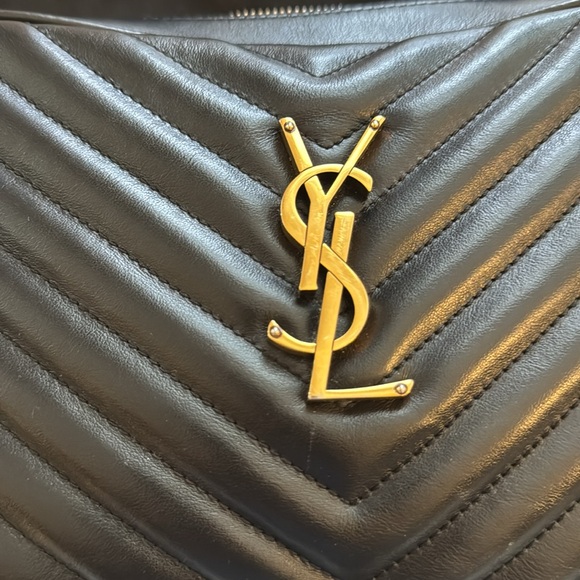 **AUTHENTIC** Saint Laurent Lou Medium Camera Bag - Picture 3 of 10